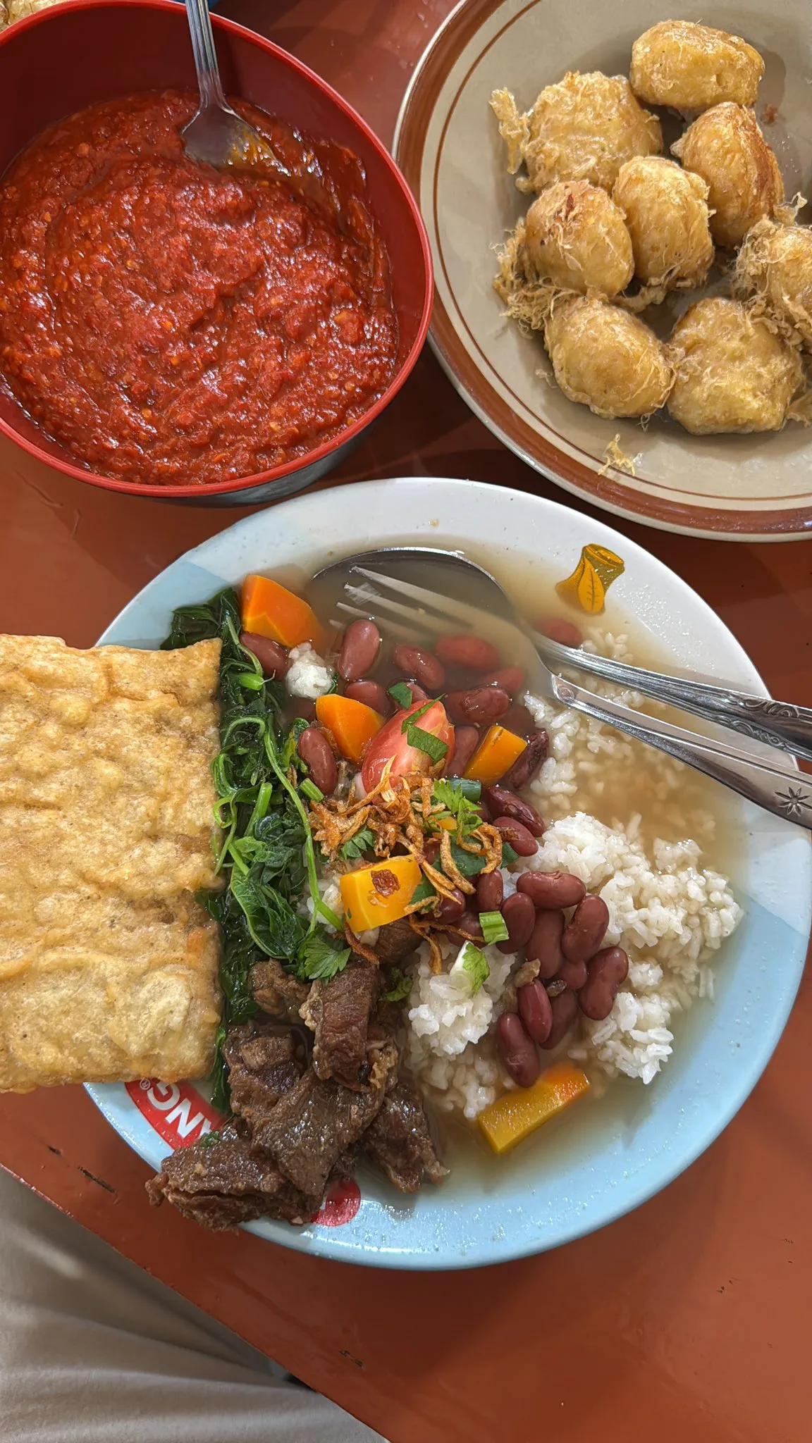 A bowl of Sop Senerek, a red-bean soup from Magelang