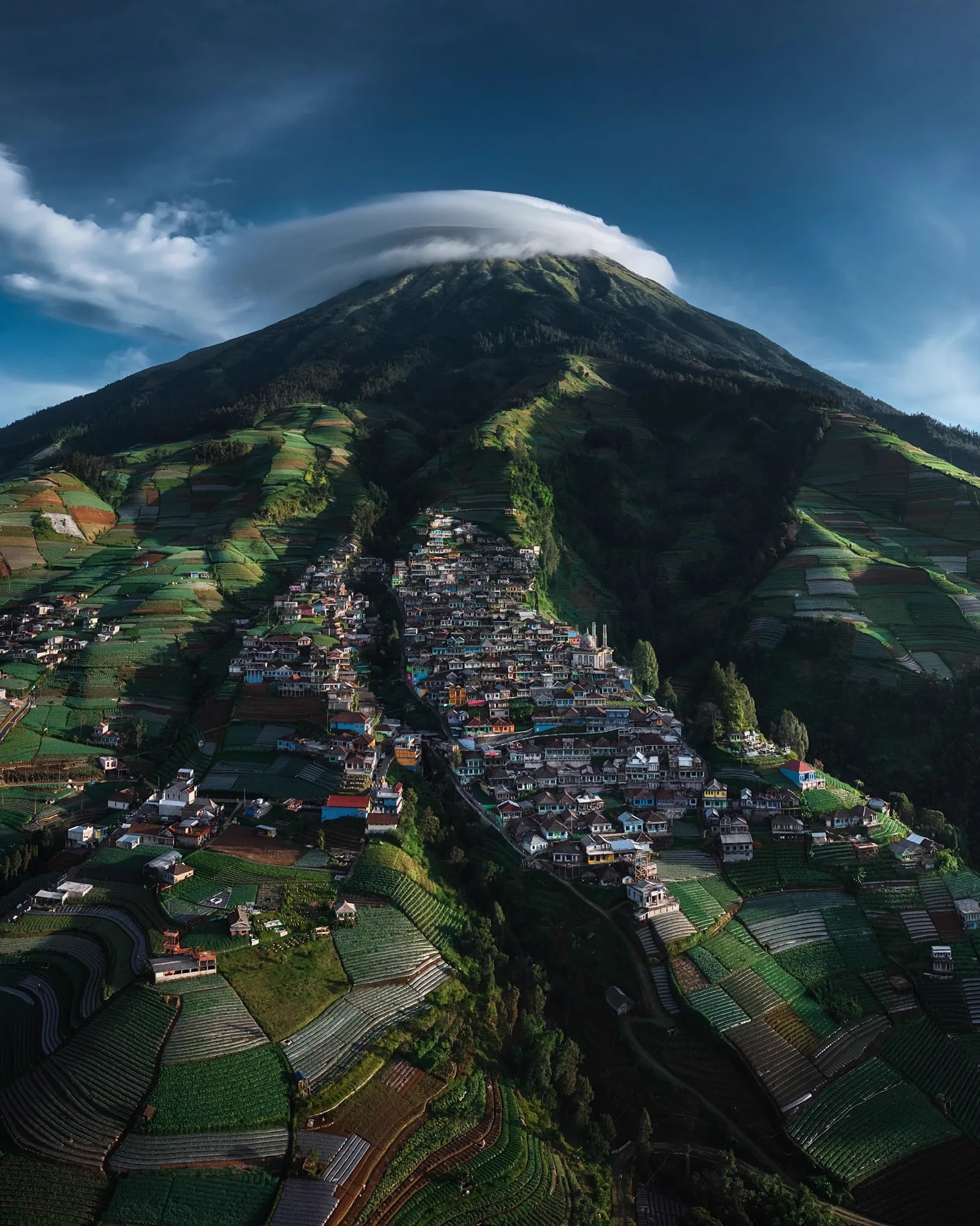 A long view down the village slope of Nepal Van Java